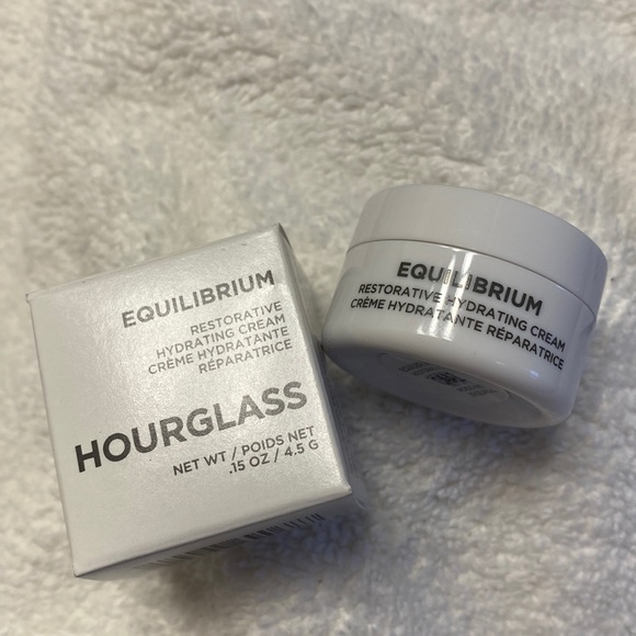 Hourglass Beauty Equilibrium Restorative Hydrating Cream Mini Size 4.5g - Picture 2 of 6
